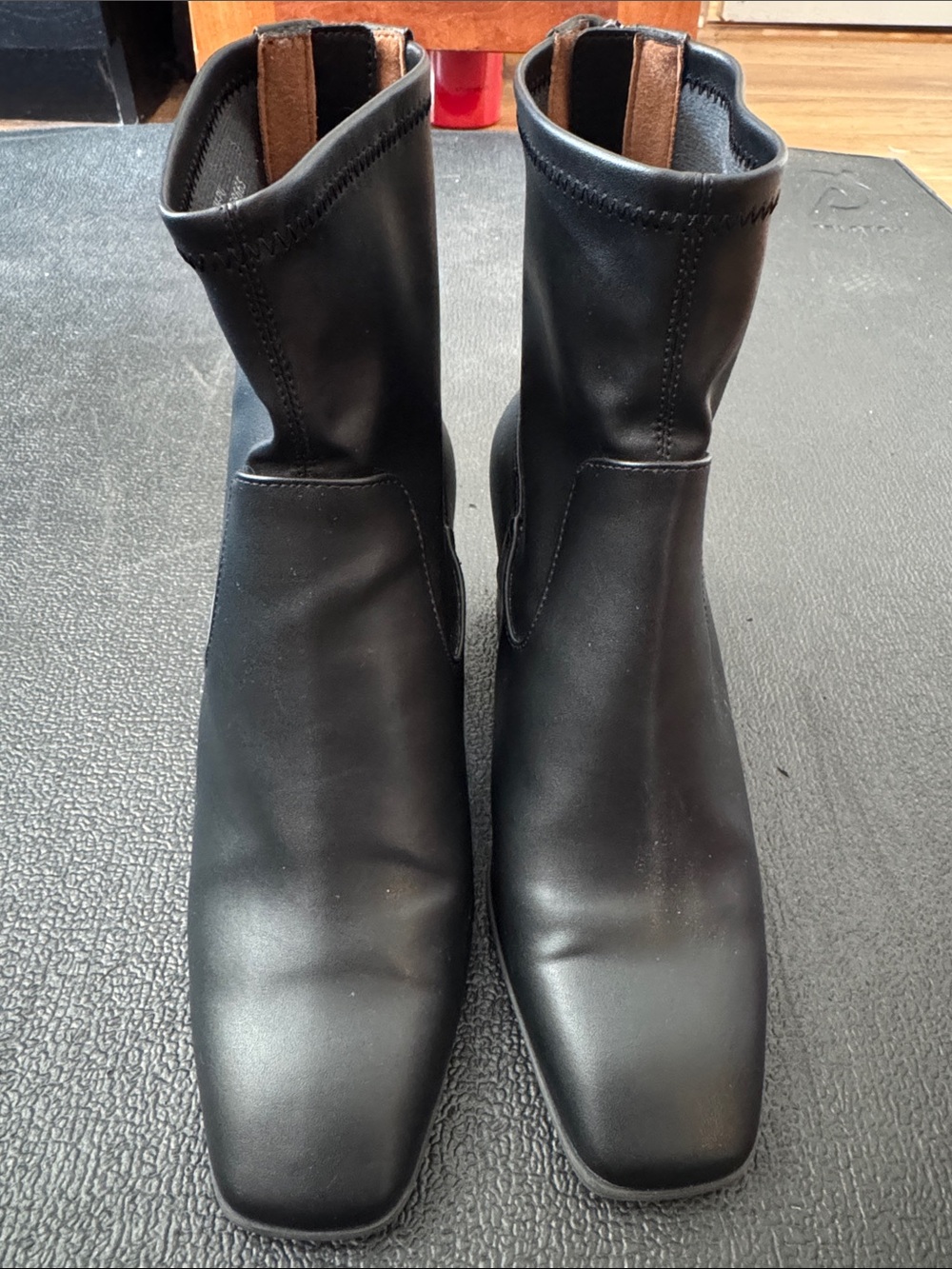 Nordstrom Rack Women's Black Leather Square-Toe Heeled Ankle Boots